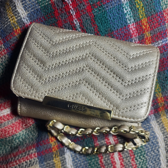 Guess Wristlet Wallet - Picture 3 of 8